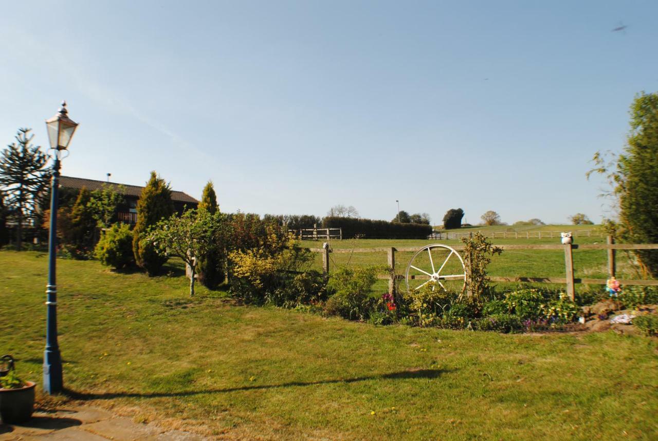 Lionheart Large Luxury Lodge - Sleeps 10- Dog Friendly,Near Sherwood Forest At Fairview Farm Nottingham Great For Family Gatherings ,Groups ,Parties エクステリア 写真